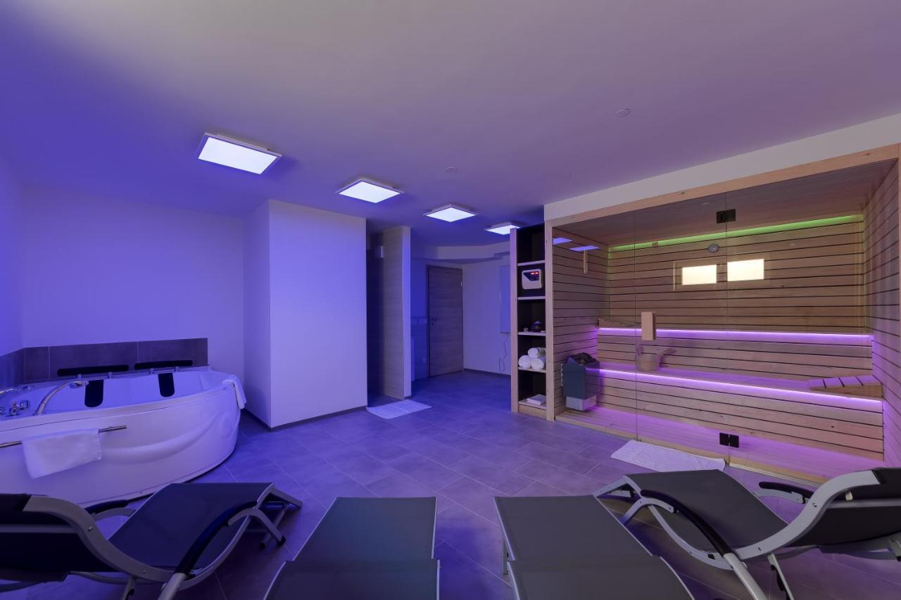 Chic Apartments With Finnish Sauna And Jacuzzi Kranjska Gora Exterior photo